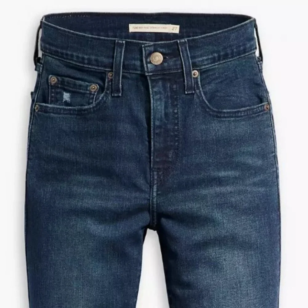 Levi's - Picture 7 of 12